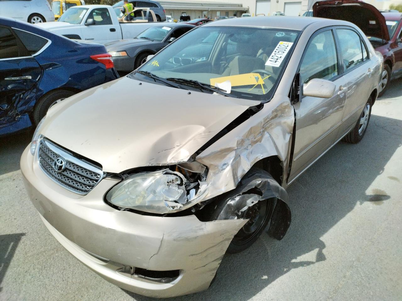 Photo 2 from auction – 2005 TOYOTA COROLLA CE with VIN 1NXBR32E15Z387100