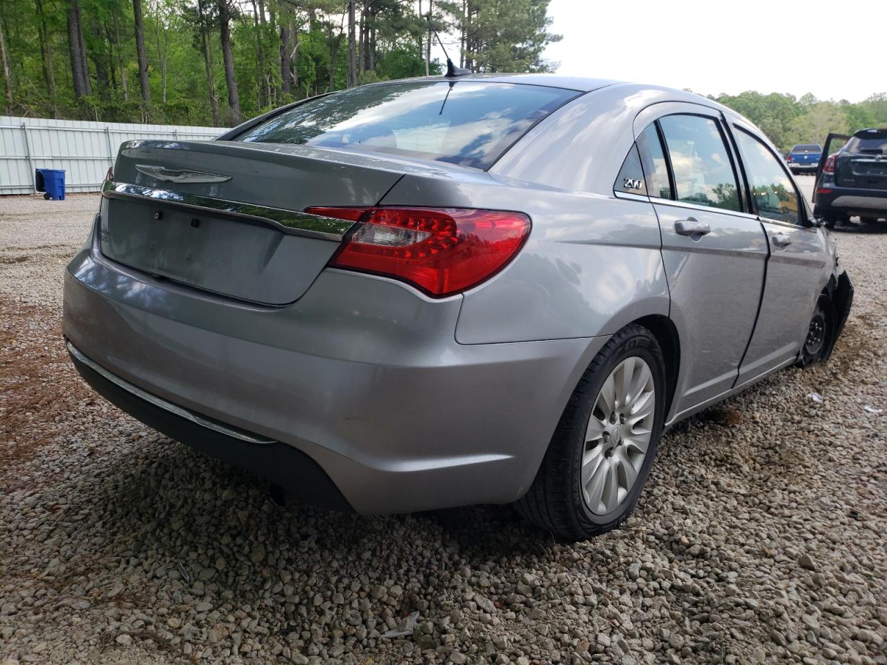 Photo 4 from auction – 2014 CHRYSLER 200 LX with VIN 1C3CCBAB6EN123963