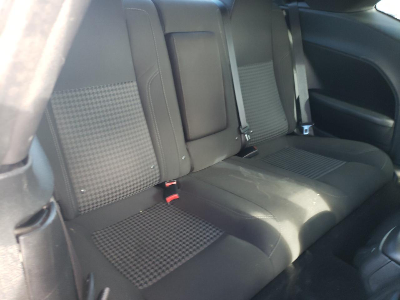 Photo 6 from auction – 2015 DODGE CHALLENGER with VIN 2C3CDZAT7FH865345