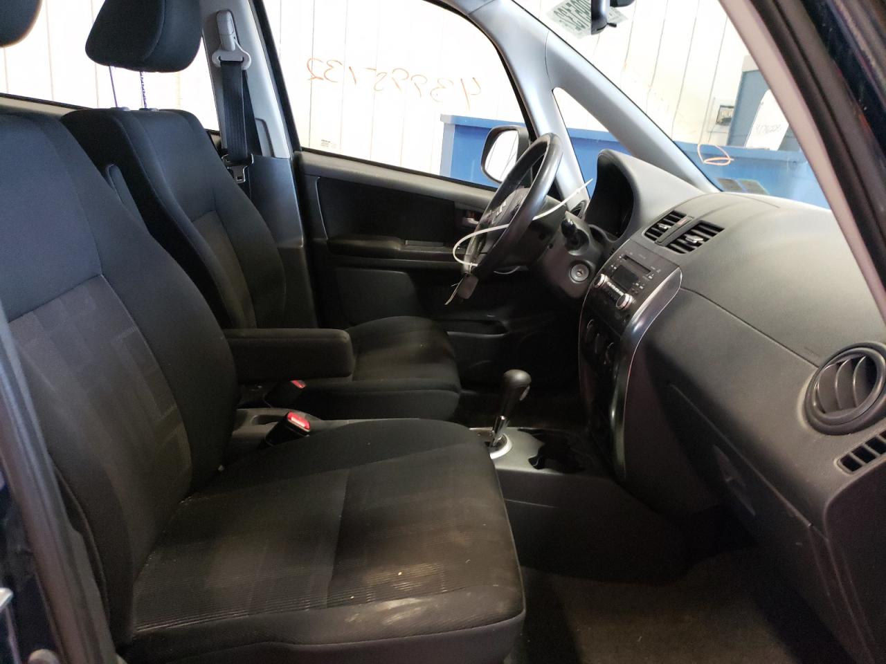 Photo 5 from auction – 2011 SUZUKI SX4 with VIN JS2YB5A39B6303819