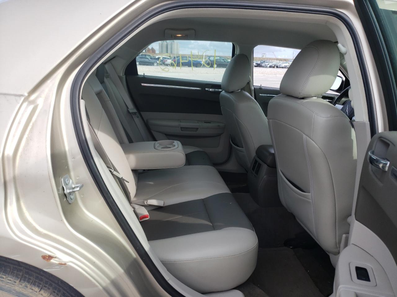 Photo 6 from auction – 2008 CHRYSLER 300 TOURIN with VIN 2C3LA53G98H224945