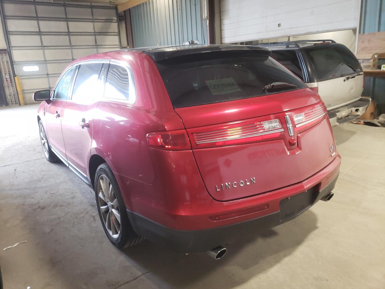 Photo 3 from auction – 2010 LINCOLN MKT with VIN 2LMHJ5AT8ABJ12566