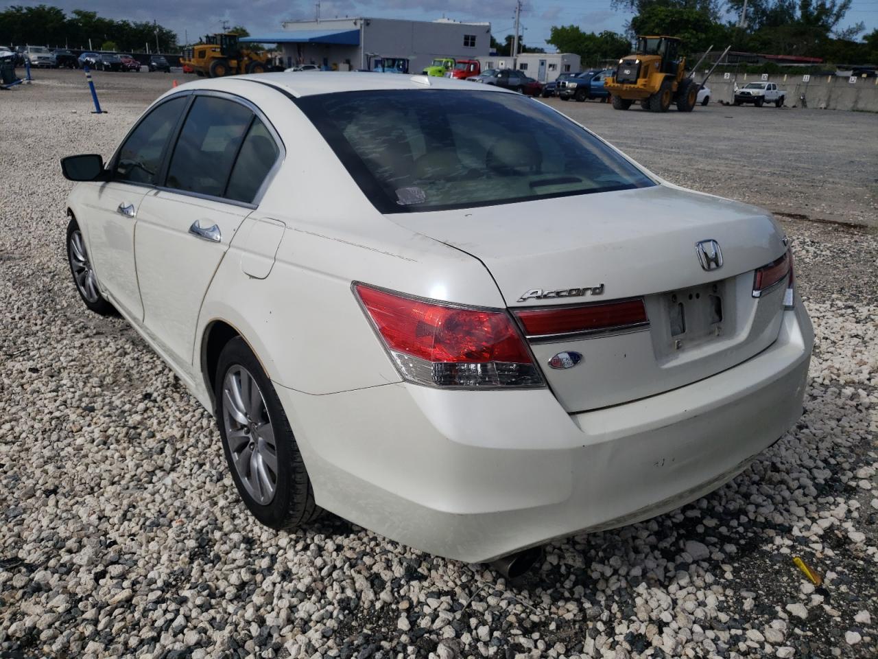 Photo 3 from auction – 2011 HONDA ACCORD EXL with VIN 5KBCP3F81BB002580