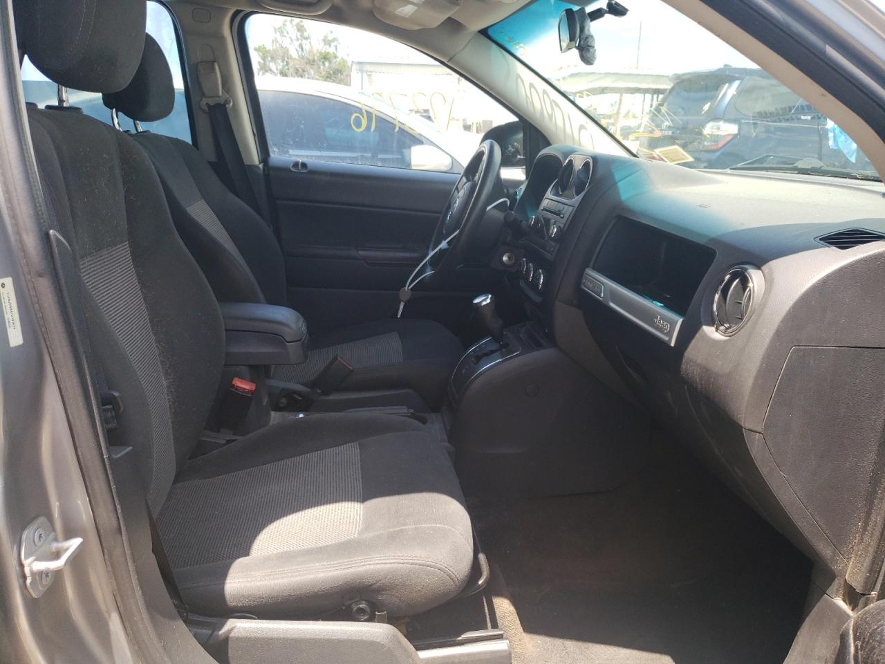 Photo 5 from auction – 2015 JEEP COMPASS SP with VIN 1C4NJDBB4FD103934