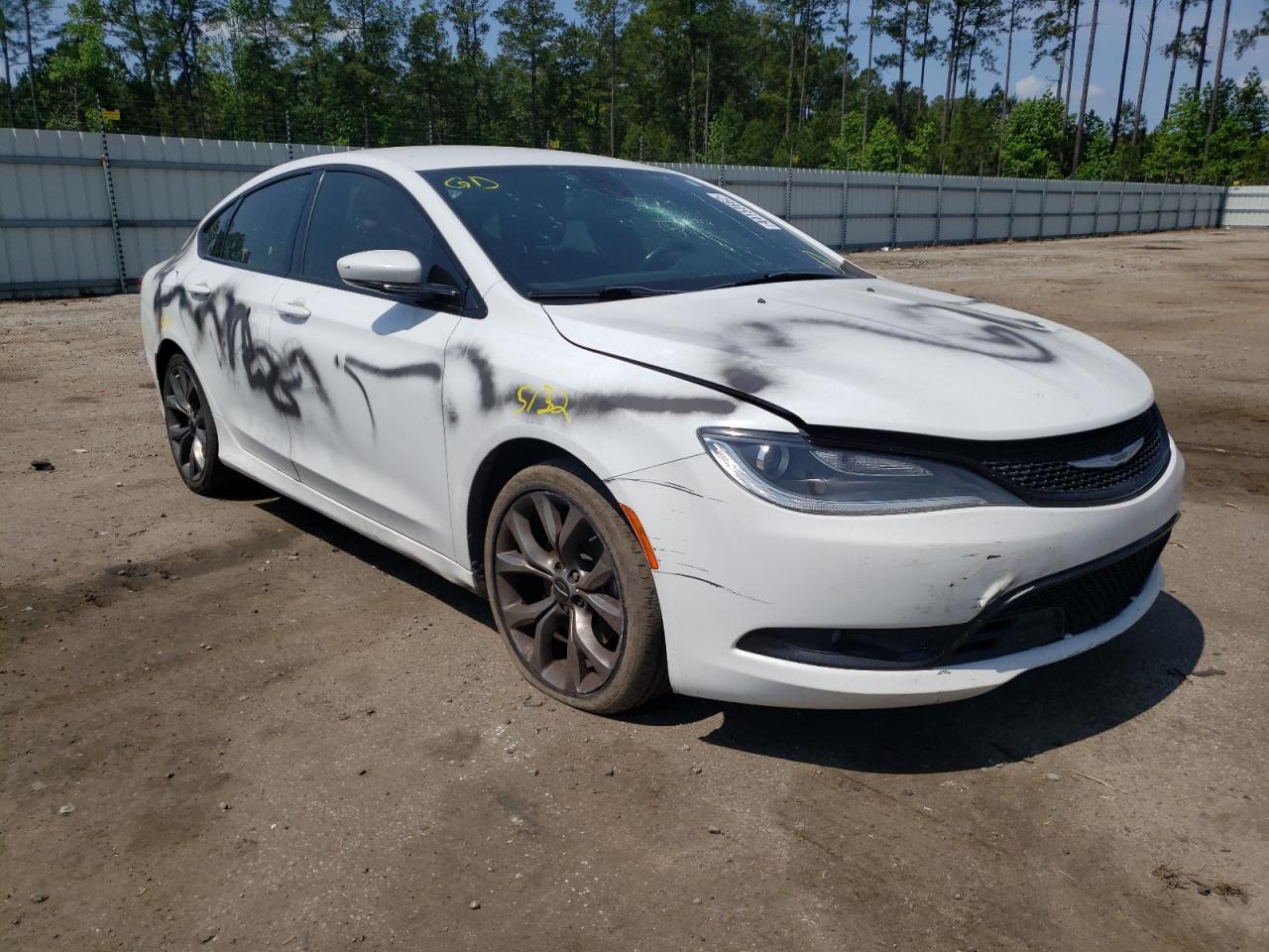 CHRYSLER 200 S 2015 with VIN 1C3CCCBBXFN564517 - Photo from auction