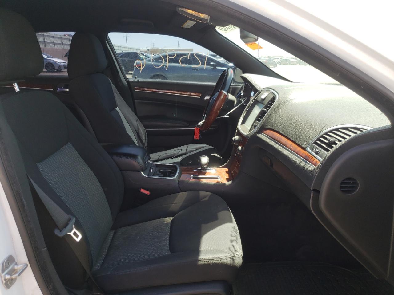Photo 5 from auction – 2012 CHRYSLER 300 with VIN 2C3CCAAG3CH234725