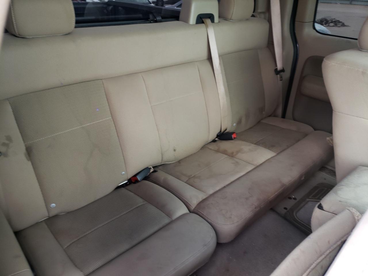 Photo 6 from auction – 2006 FORD F150 with VIN 1FTRX12W36FA31484