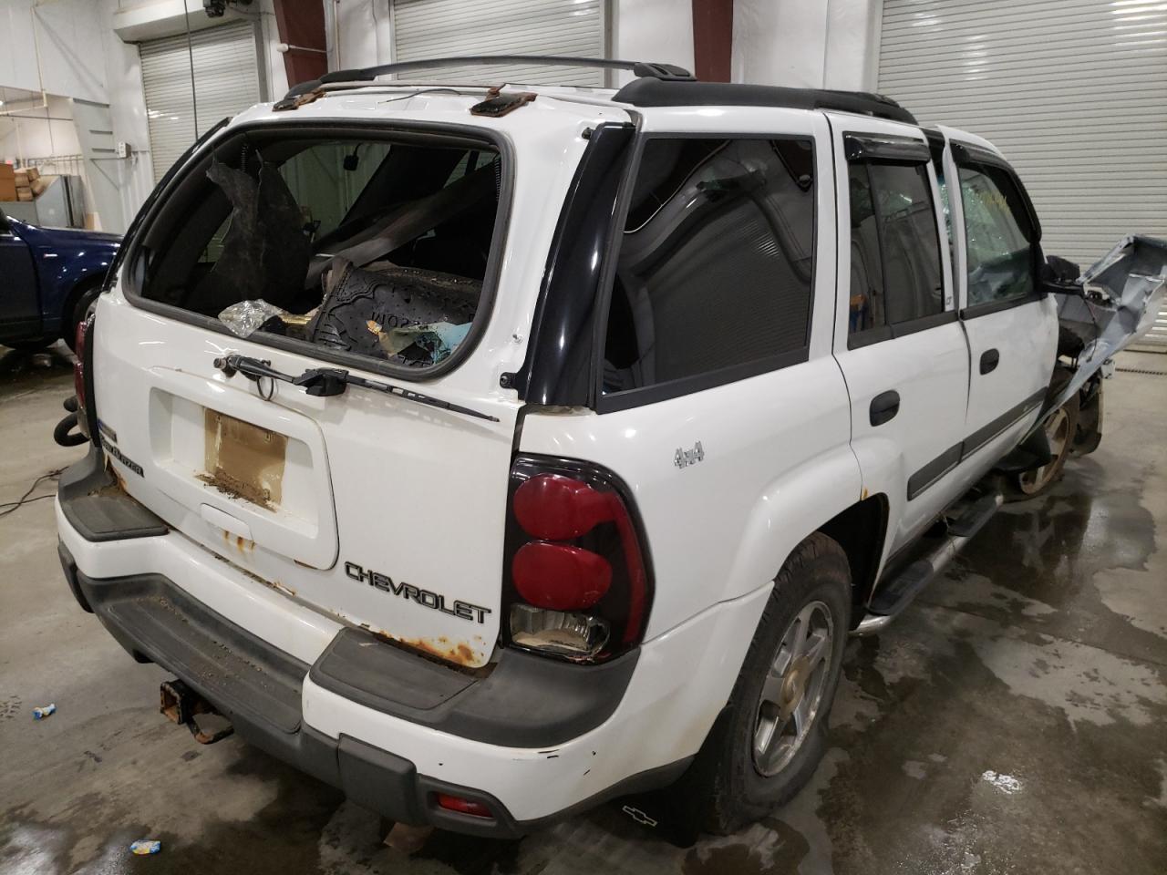 Photo 4 from auction – 2002 CHEVROLET TRAILBLAZE with VIN 1GNDT13S222258448