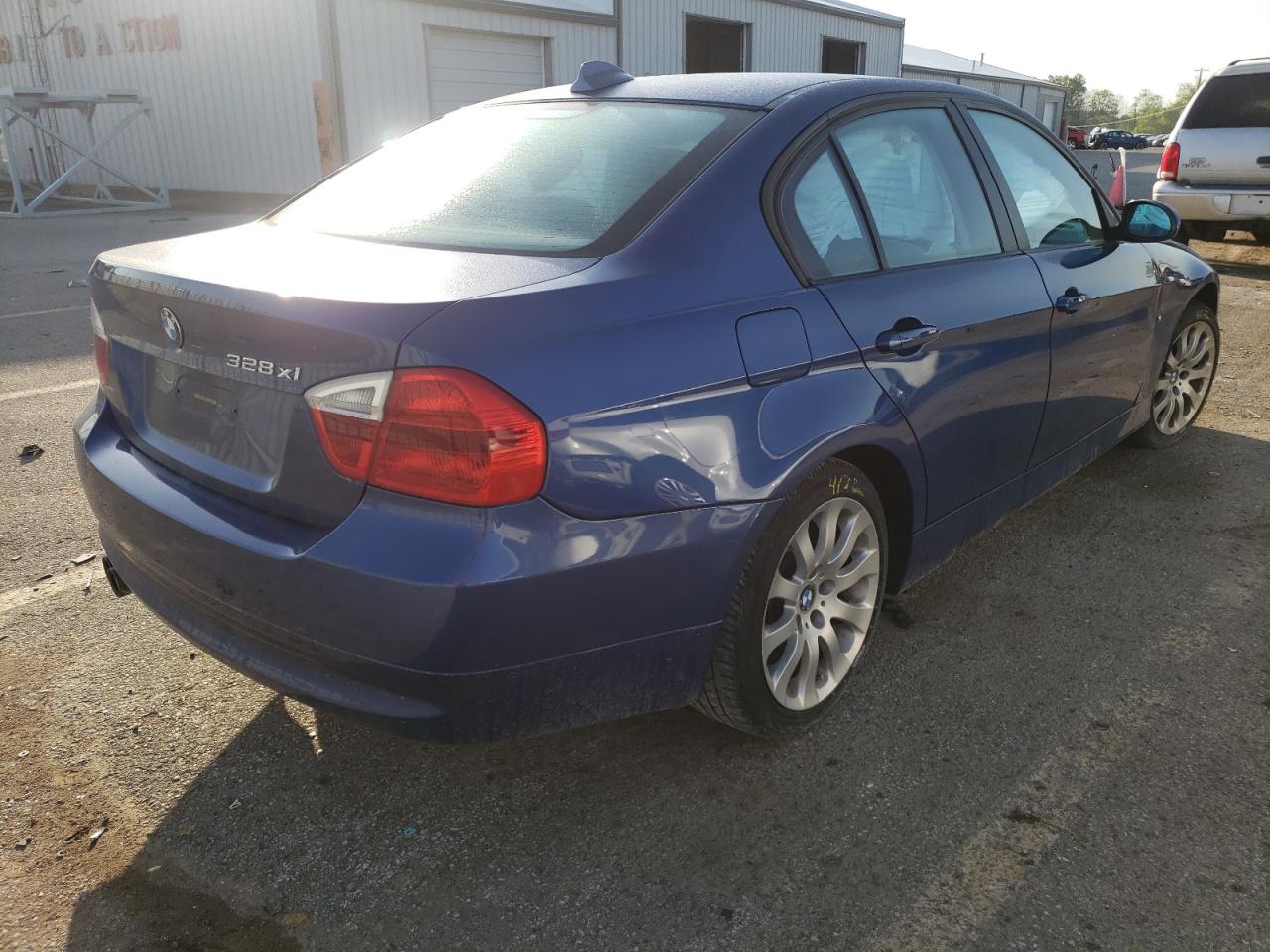 Photo 4 from auction – 2008 BMW 328 XI with VIN WBAVC93578K043529