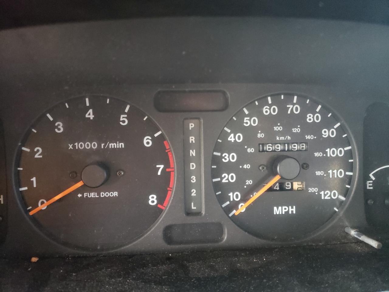 Photo 8 from auction – 1999 ISUZU RODEO S with VIN 4S2CM58W7X4318647