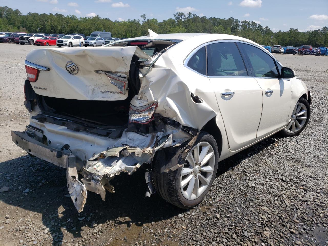 Photo 4 from auction – 2013 BUICK VERANO with VIN 1G4PP5SK4D4177988