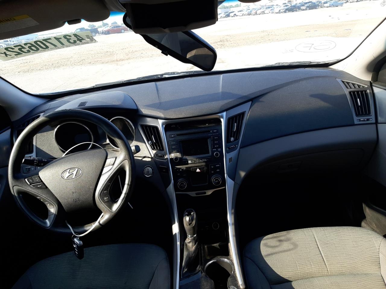 Photo 9 from auction – 2015 HYUNDAI SONATA HYB with VIN KMHEC4A49FA138009