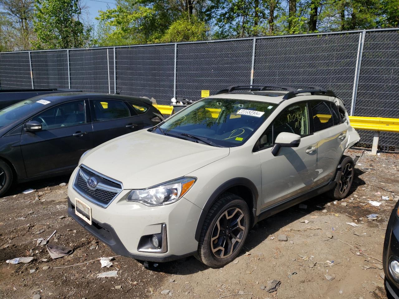 Photo 2 from auction – 2017 SUBARU CROSSTREK with VIN JF2GPANC6HH241174