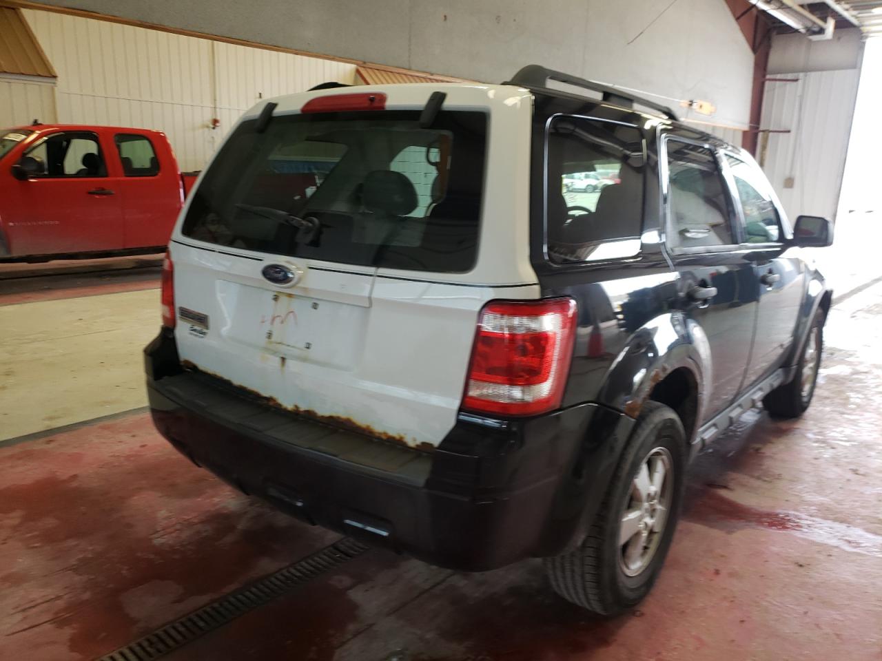 Photo 4 from auction – 2008 FORD ESCAPE XLT with VIN 1FMCU03Z78KC09033