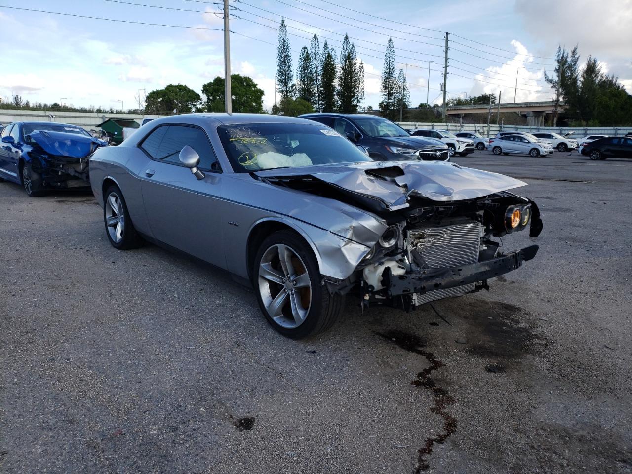 DODGE CHALLENGER 2015 with VIN 2C3CDZAT7FH865345 - Photo from auction