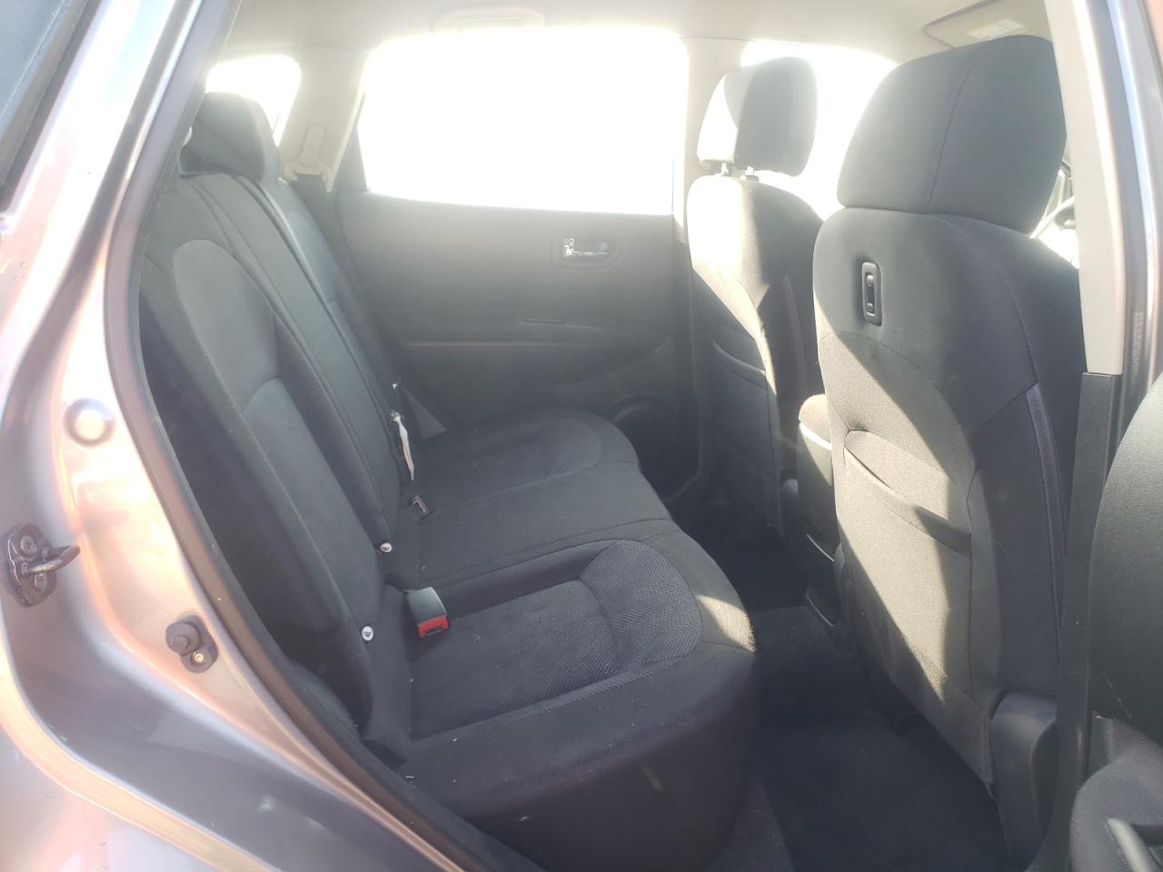 Photo 6 from auction – 2012 NISSAN ROGUE S with VIN JN8AS5MVXCW708019