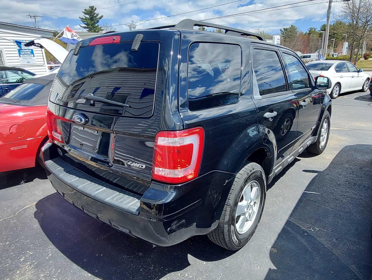 Photo 4 from auction – 2008 FORD ESCAPE XLT with VIN 1FMCU93Z88KC82092