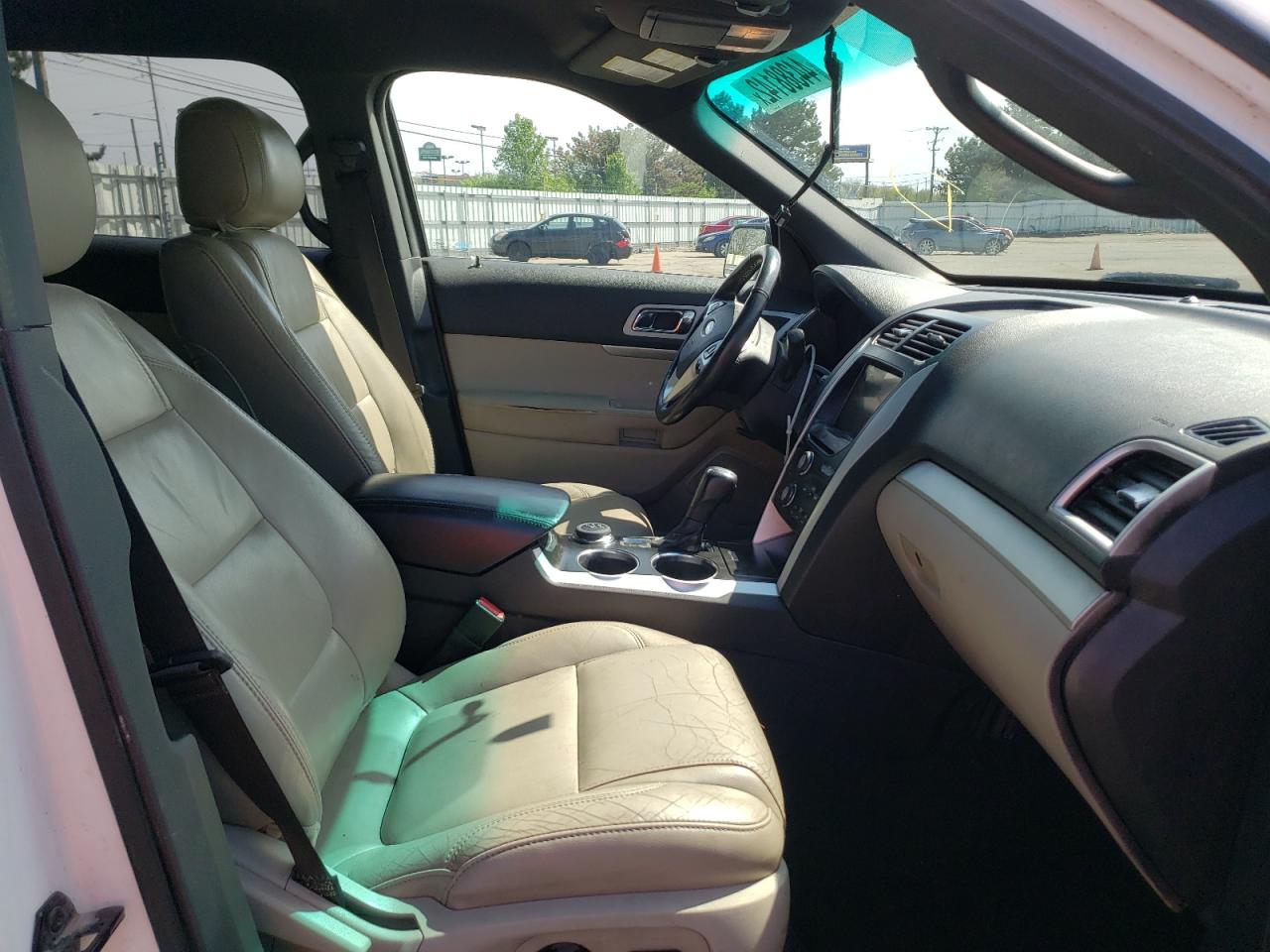 Photo 5 from auction – 2011 FORD EXPLORER X with VIN 1FMHK8D81BGA75971