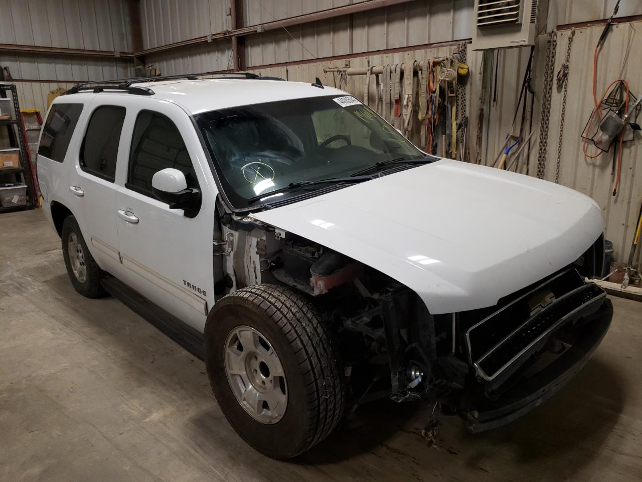 CHEVROLET TAHOE C150 2011 with VIN 1GNSCAE04BR220603 - Photo from auction