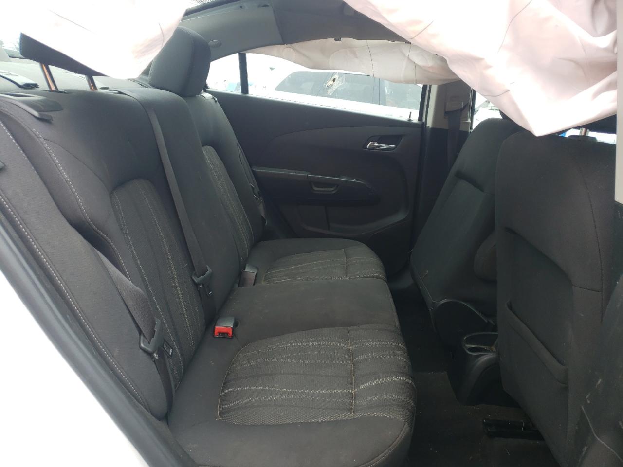 Photo 6 from auction – 2016 CHEVROLET SONIC LT with VIN 1G1JC5SH3G4107597