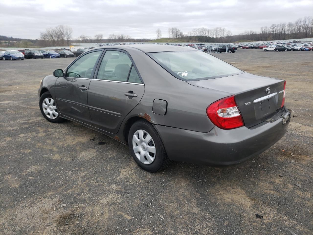 Photo 3 from auction – 2002 TOYOTA CAMRY LE with VIN 4T1BE32K82U523378