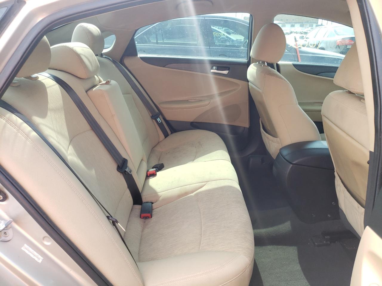 Photo 6 from auction – 2011 HYUNDAI SONATA GLS with VIN 5NPEB4AC6BH073069