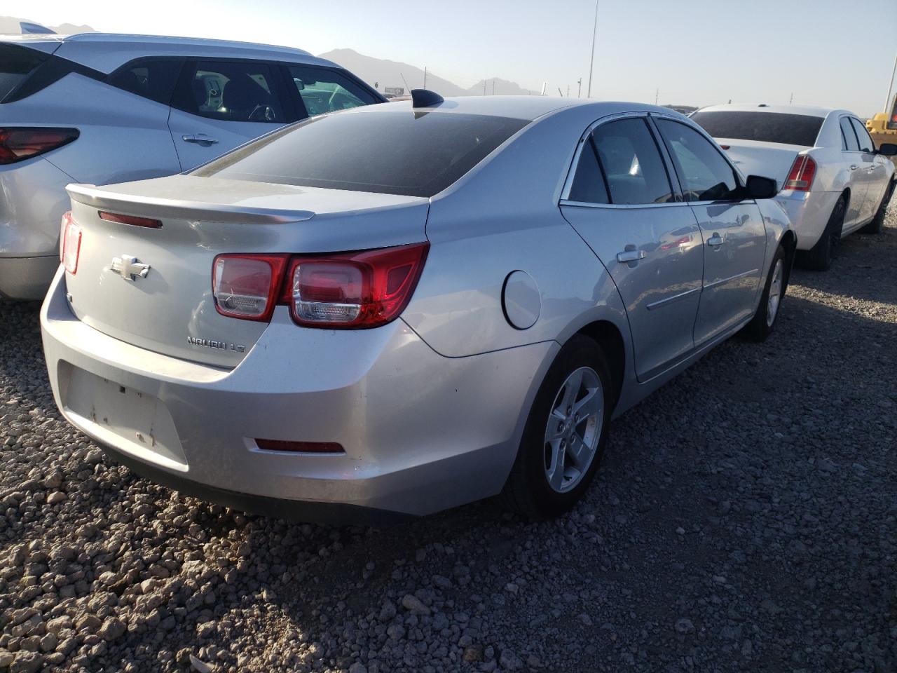 Photo 4 from auction – 2015 CHEVROLET MALIBU LS with VIN 1G11B5SLXFF158895