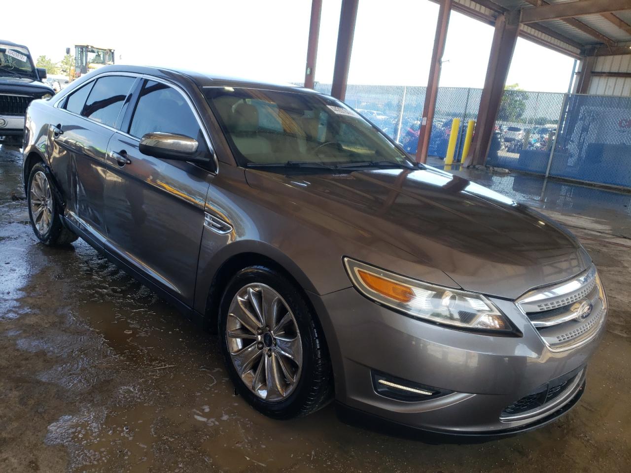 FORD TAURUS LIM 2011 with VIN 1FAHP2FW5BG133696 - Photo from auction