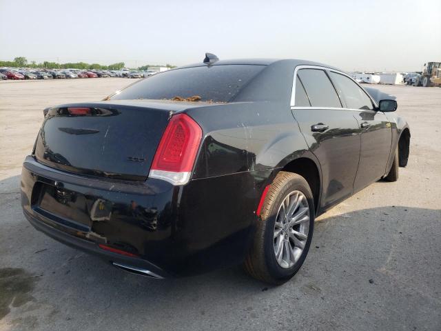 Photo 4 from auction – 2017 CHRYSLER 300 LIMITE with VIN 2C3CCAAG7HH625741