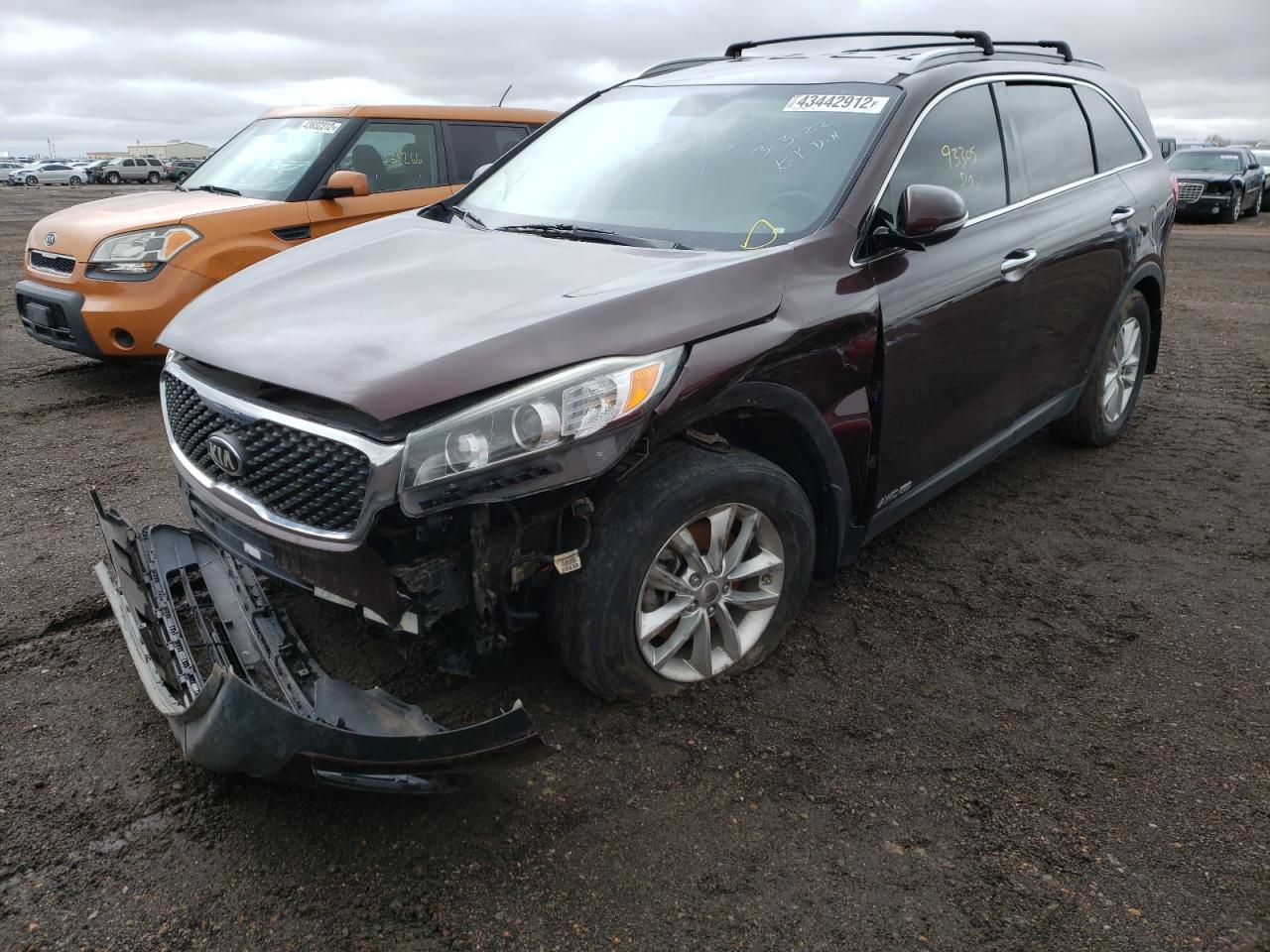 Photo 2 from auction – 2016 KIA SORENTO LX with VIN 5XYPGDA54GG059553