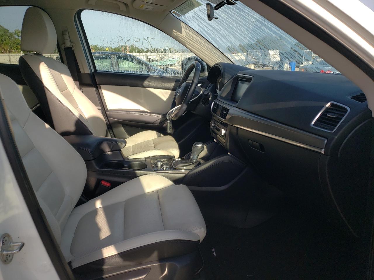 Photo 5 from auction – 2016 MAZDA CX-5 GT with VIN JM3KE2DY5G0896433
