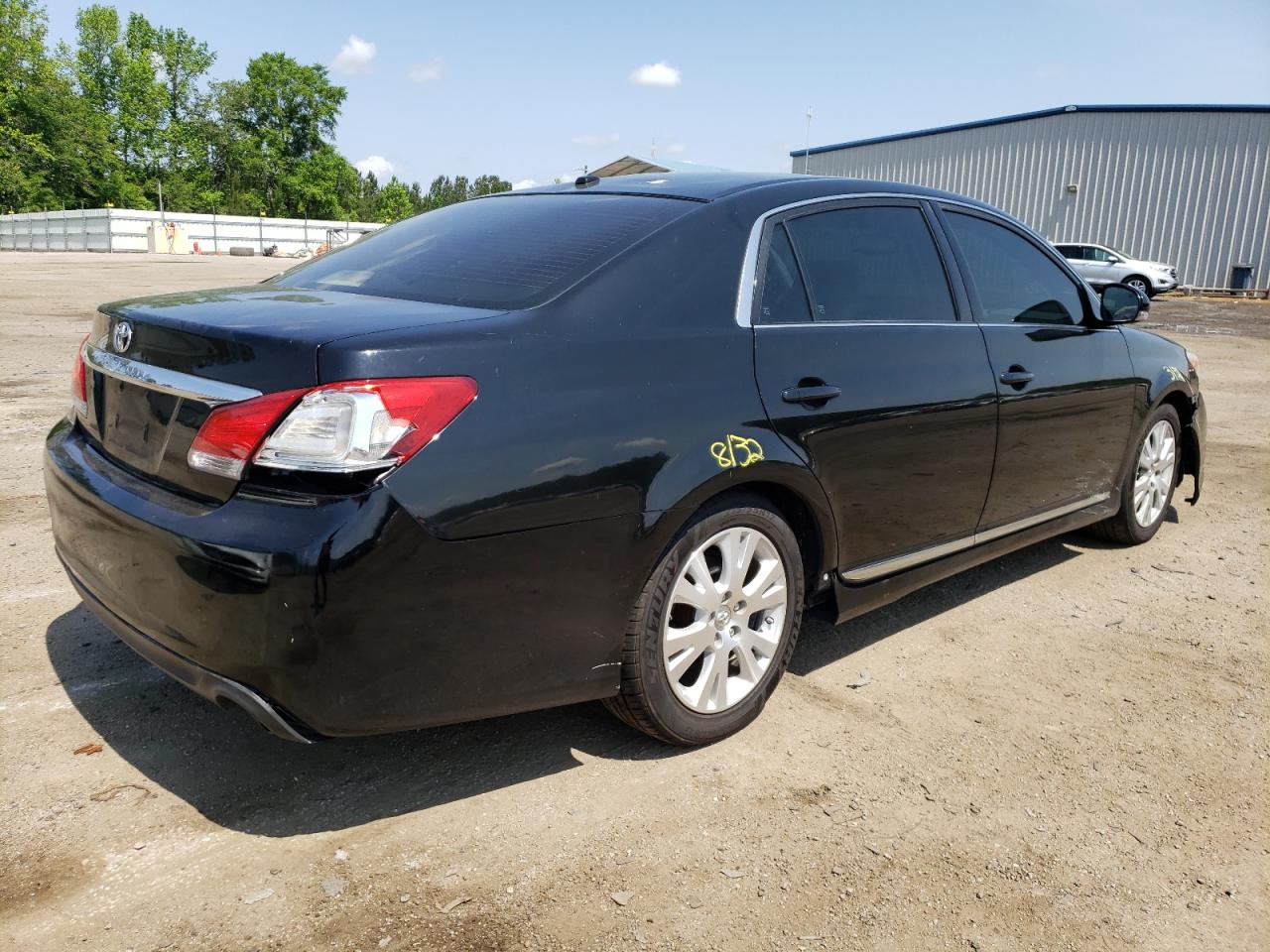 Photo 4 from auction – 2011 TOYOTA AVALON BAS with VIN 4T1BK3DB5BU394134