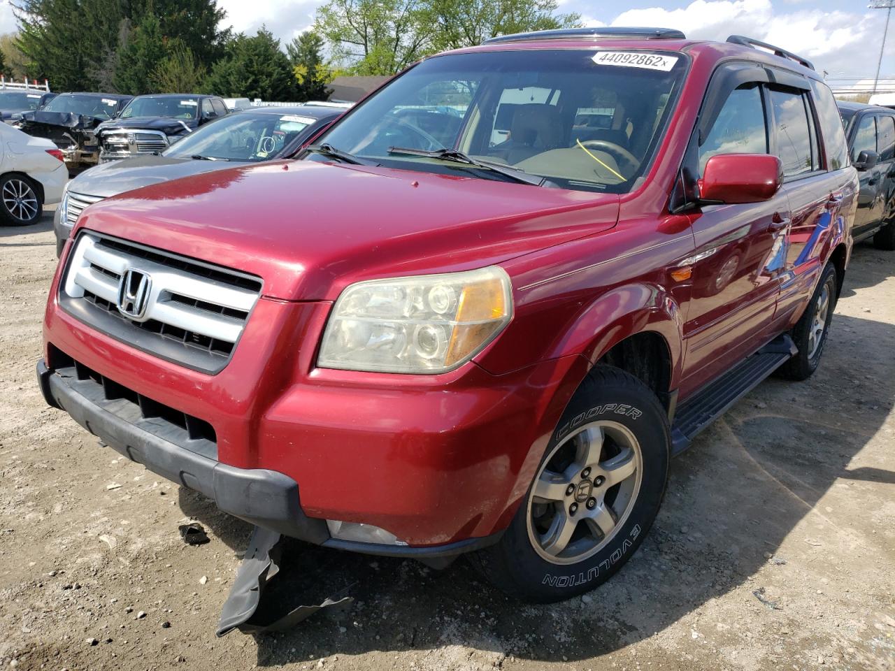 Photo 2 from auction – 2006 HONDA PILOT EX with VIN 5FNYF18766B022880