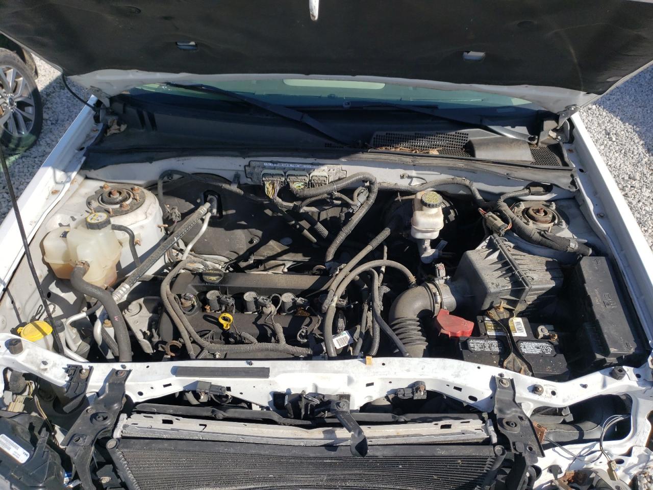 Photo 7 from auction – 2012 FORD ESCAPE XLS with VIN 1FMCU9C70CKC69621