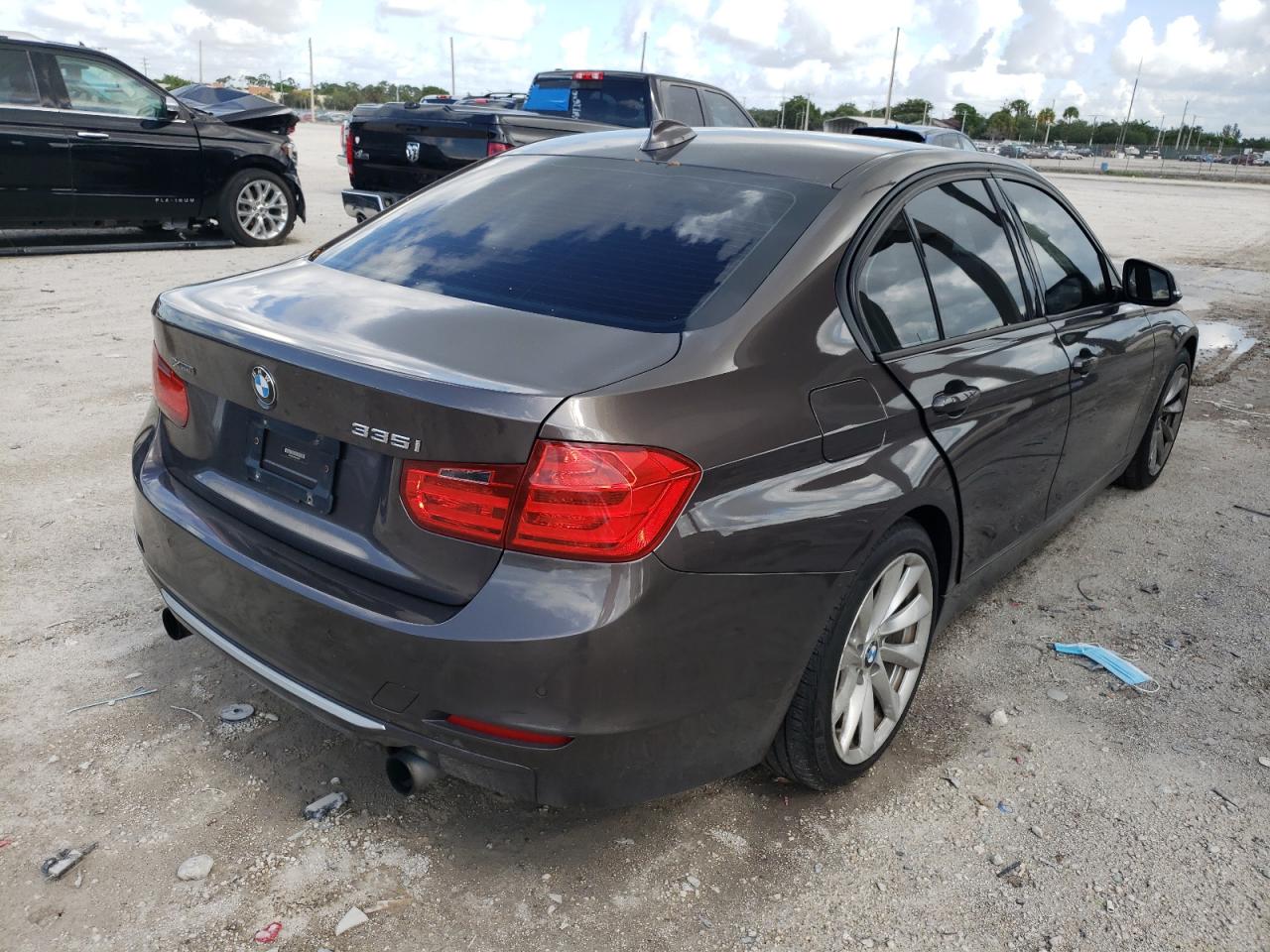 Photo 4 from auction – 2013 BMW 335 XI with VIN WBA3B9C59DJ465621