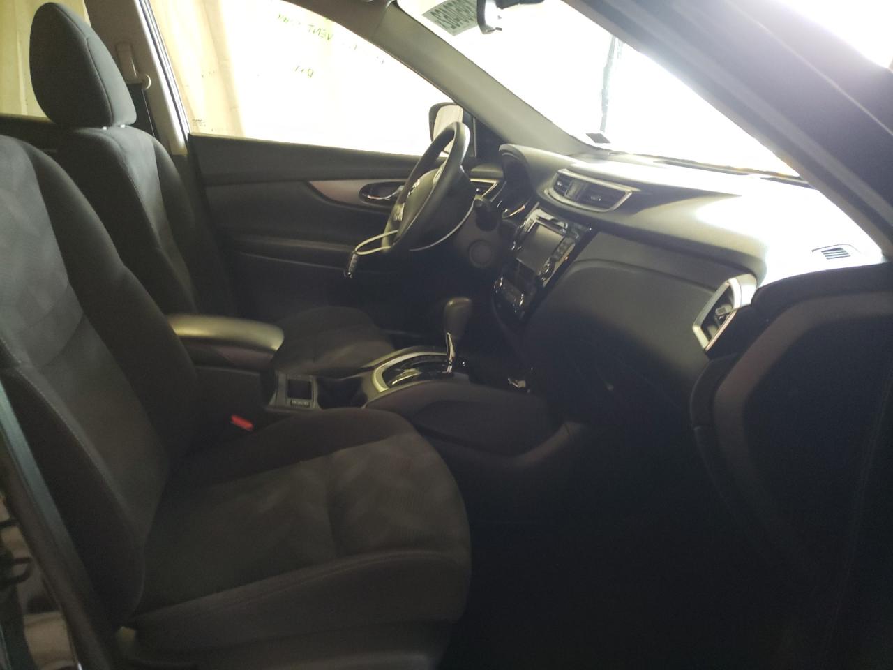 Photo 5 from auction – 2015 NISSAN ROGUE S with VIN KNMAT2MV1FP557982