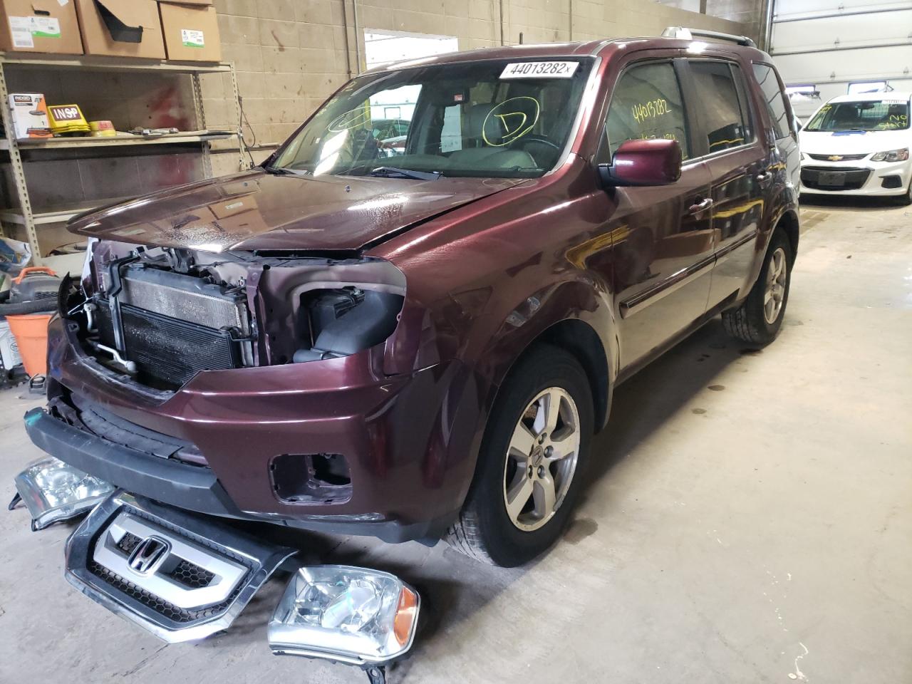 Photo 2 from auction – 2010 HONDA PILOT EXL with VIN 5FNYF4H59AB036426
