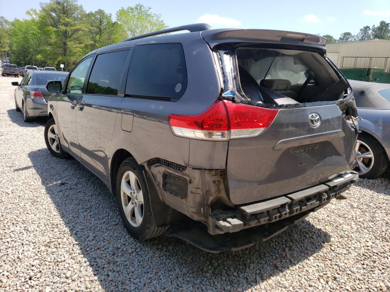 صورة رقم 3 من المزاد - 2012 TOYOTA SIENNA LE مع VIN 5TDKK3DC0CS224816