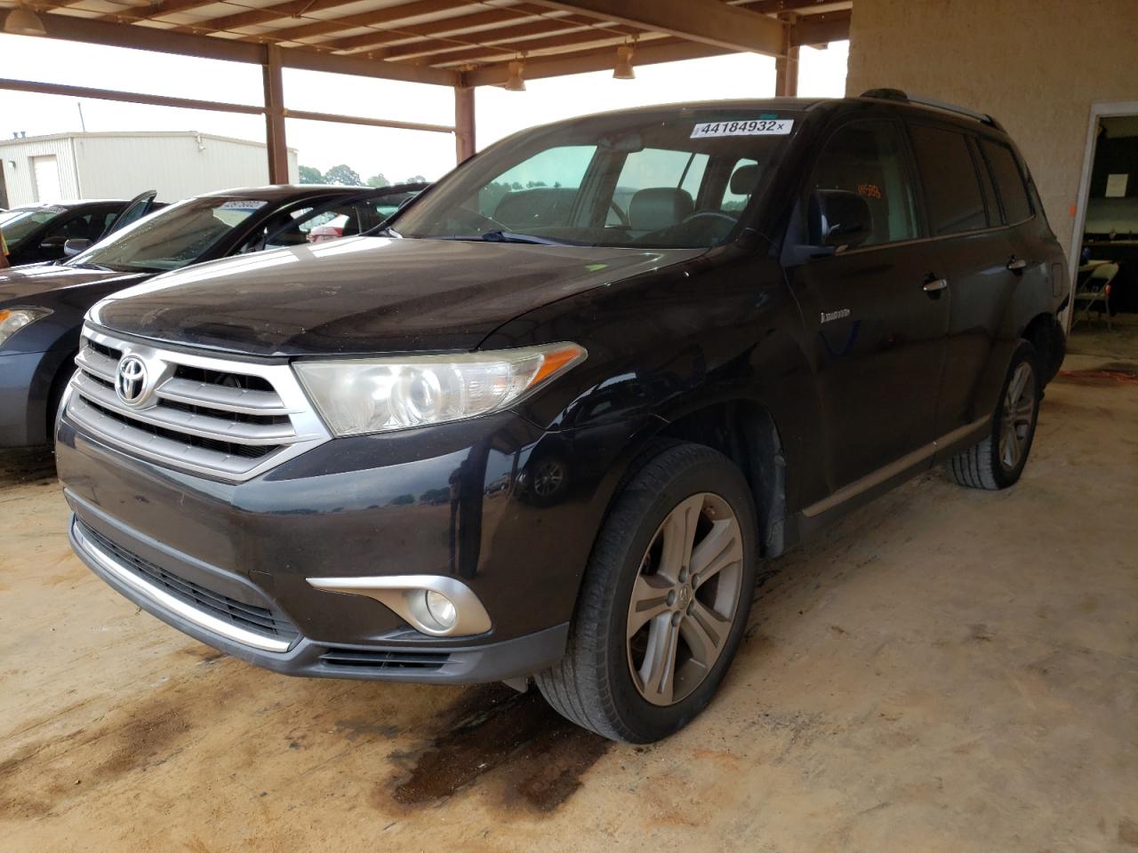 Photo 2 from auction – 2013 TOYOTA HIGHLANDER with VIN 5TDYK3EH3DS097209