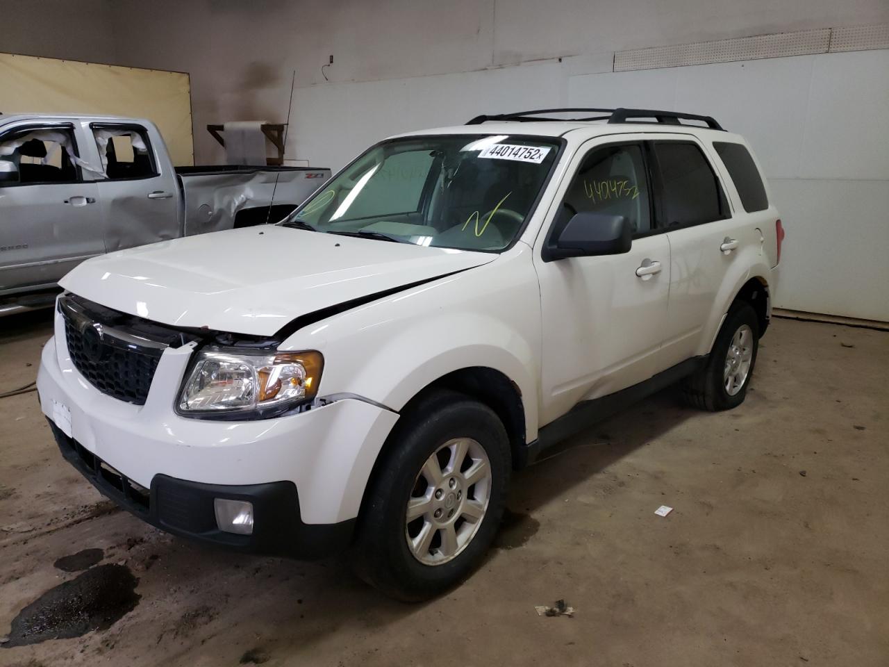 Photo 2 from auction – 2010 MAZDA TRIBUTE S with VIN 4F2CY0GG2AKM06845