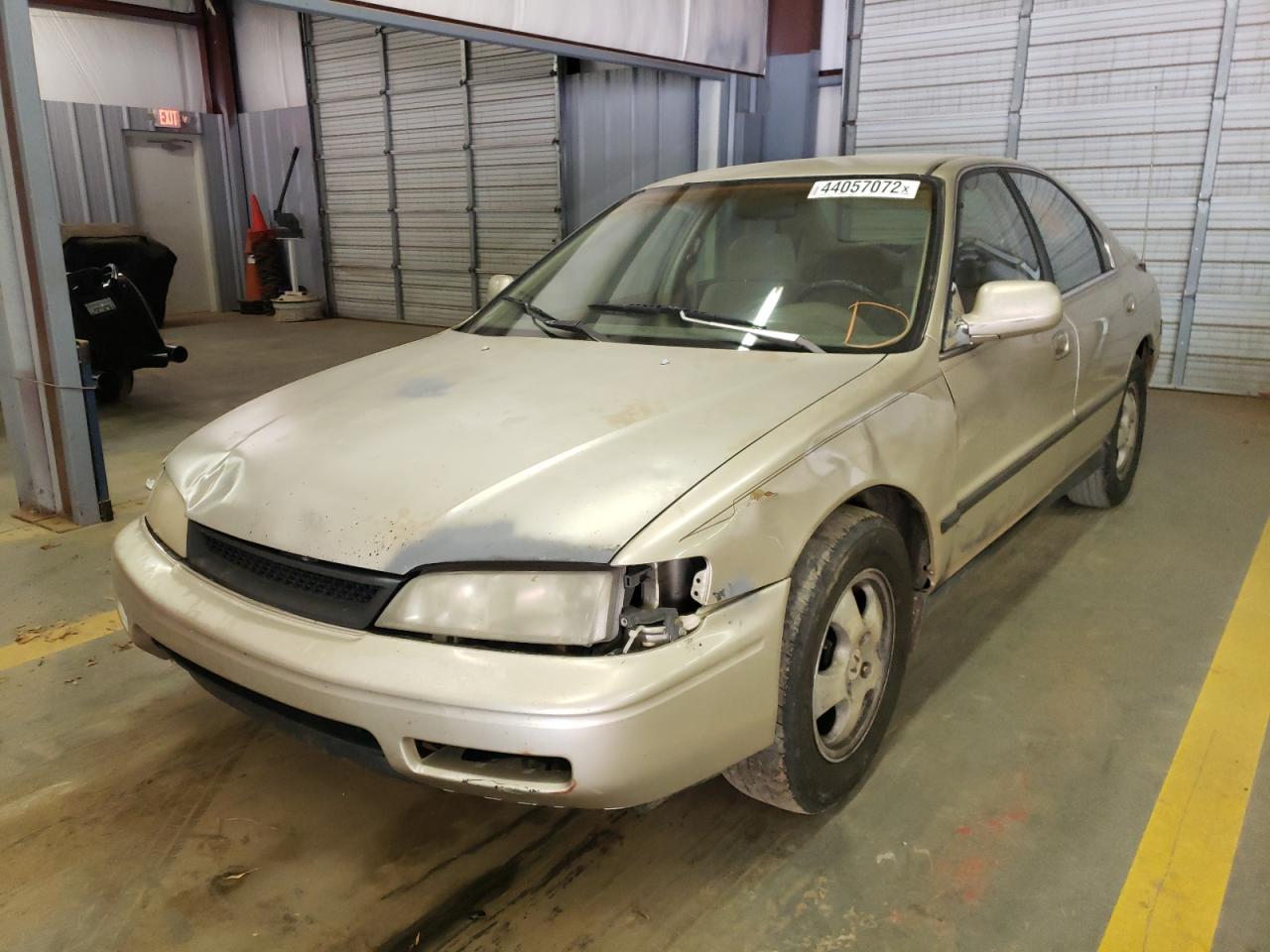 Photo 2 from auction – 1995 HONDA ACCORD LX with VIN JHMCD5632SC005829