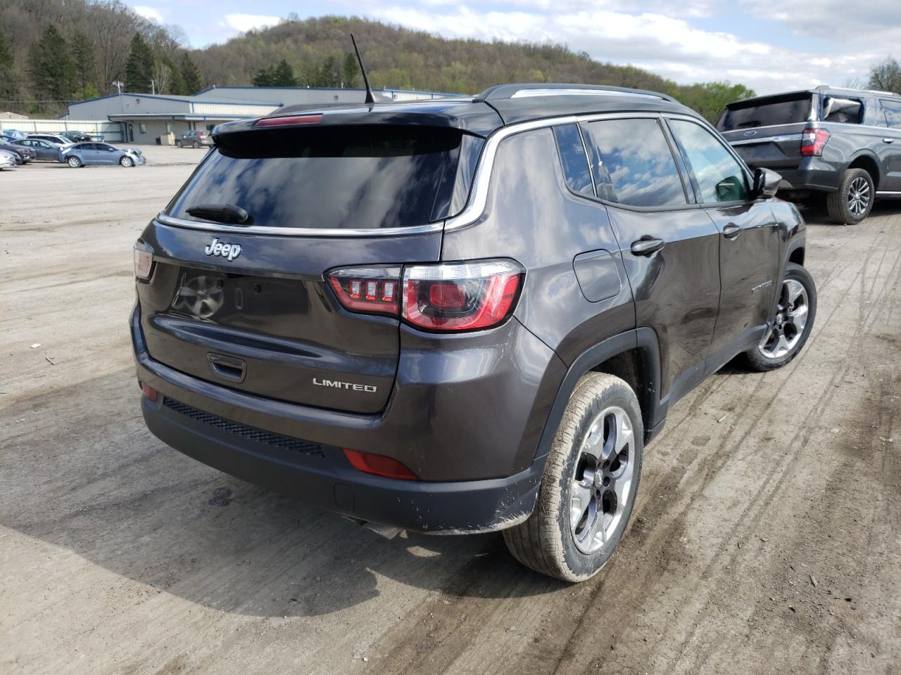 Photo 4 from auction – 2020 JEEP COMPASS LI with VIN 3C4NJCCB9LT198456