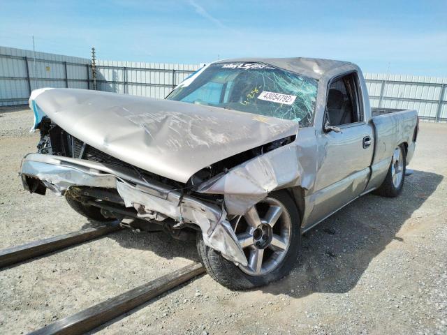 Photo 2 from auction – 2000 CHEVROLET SILVERADO with VIN 1GCEC14V7YZ163552
