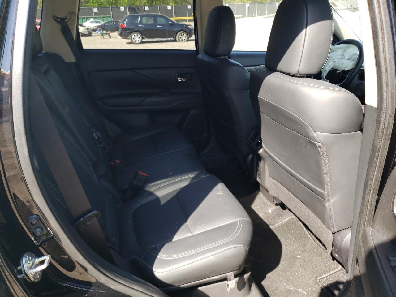 Photo 6 from auction – 2020 MITSUBISHI OUTLANDER with VIN JA4AD3A3XLZ033956