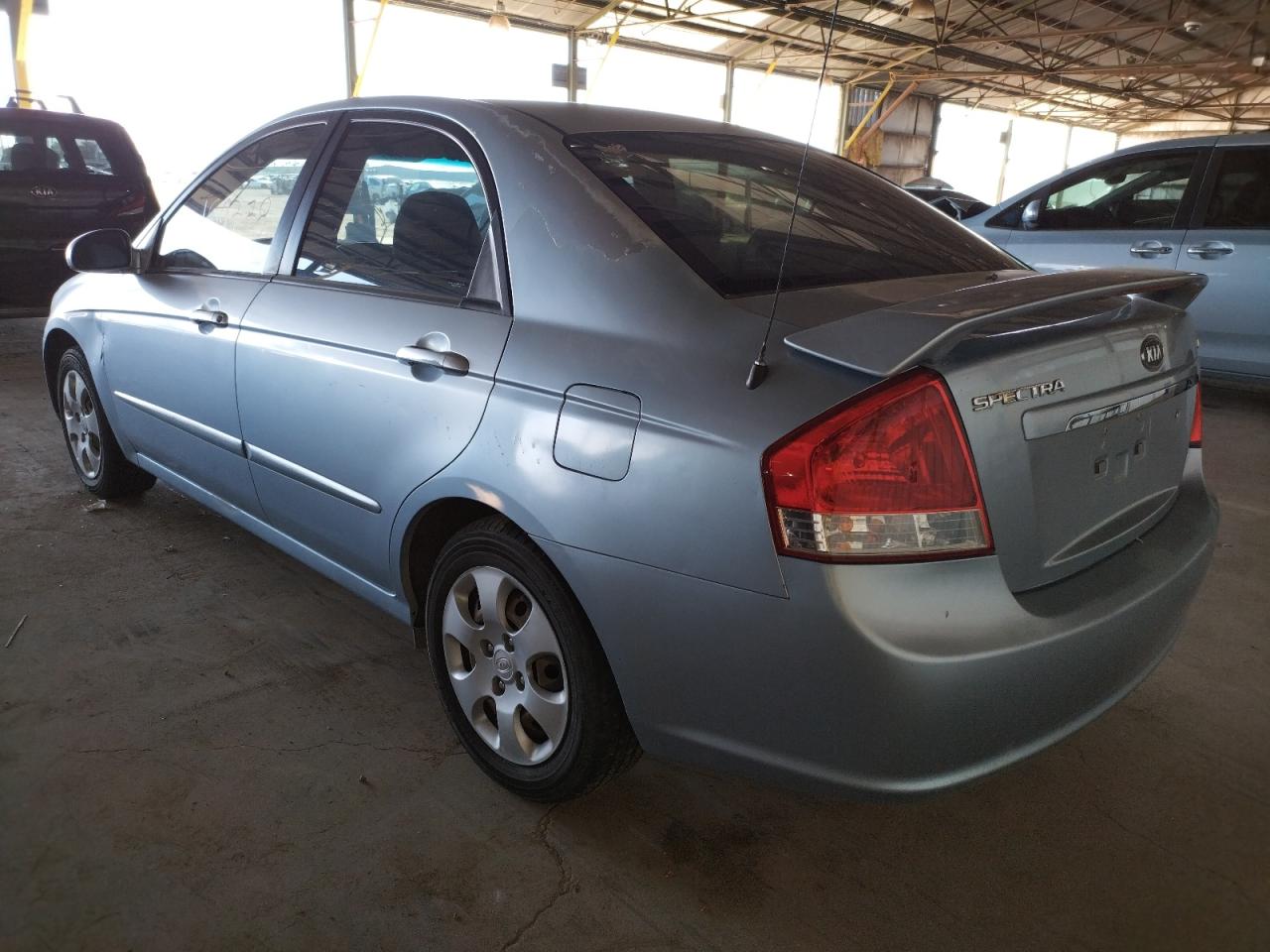 Photo 3 from auction – 2007 KIA SPECTRA EX with VIN KNAFE122875487605