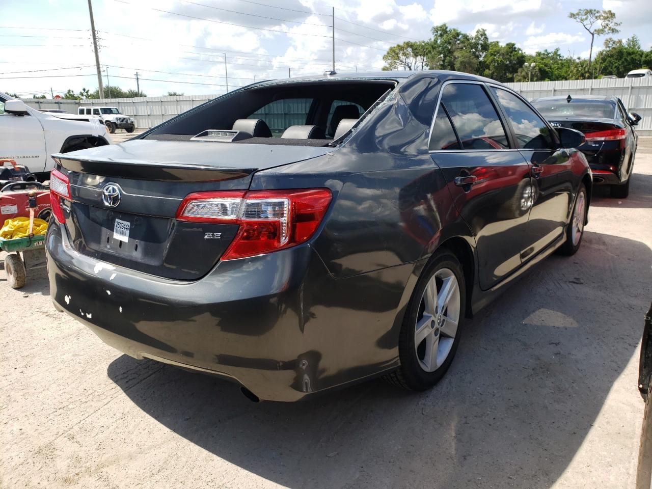 Photo 4 from auction – 2012 TOYOTA CAMRY BASE with VIN 4T1BF1FK9CU018303
