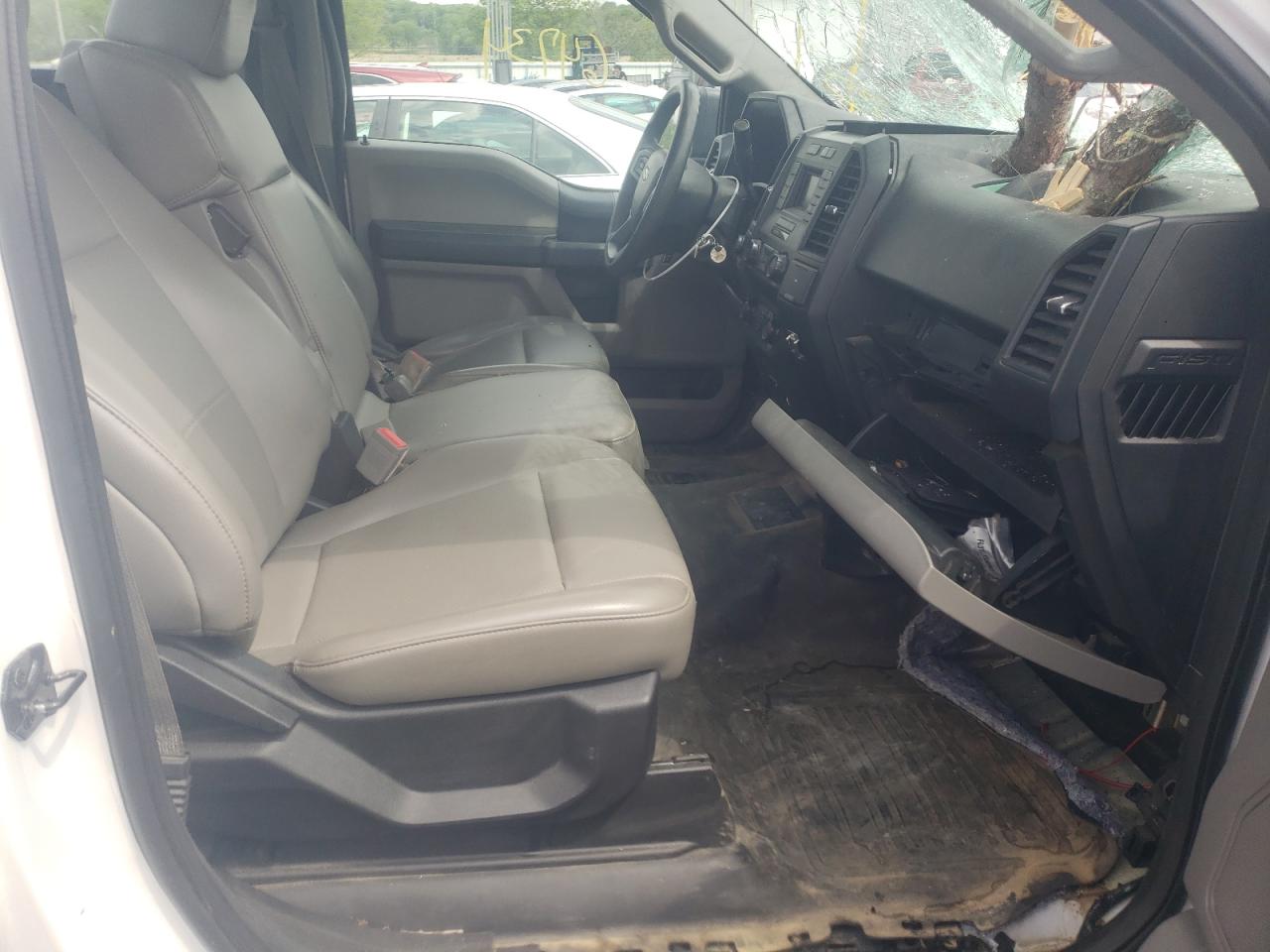 Photo 5 from auction – 2018 FORD F150 with VIN 1FTMF1E58JKC72571