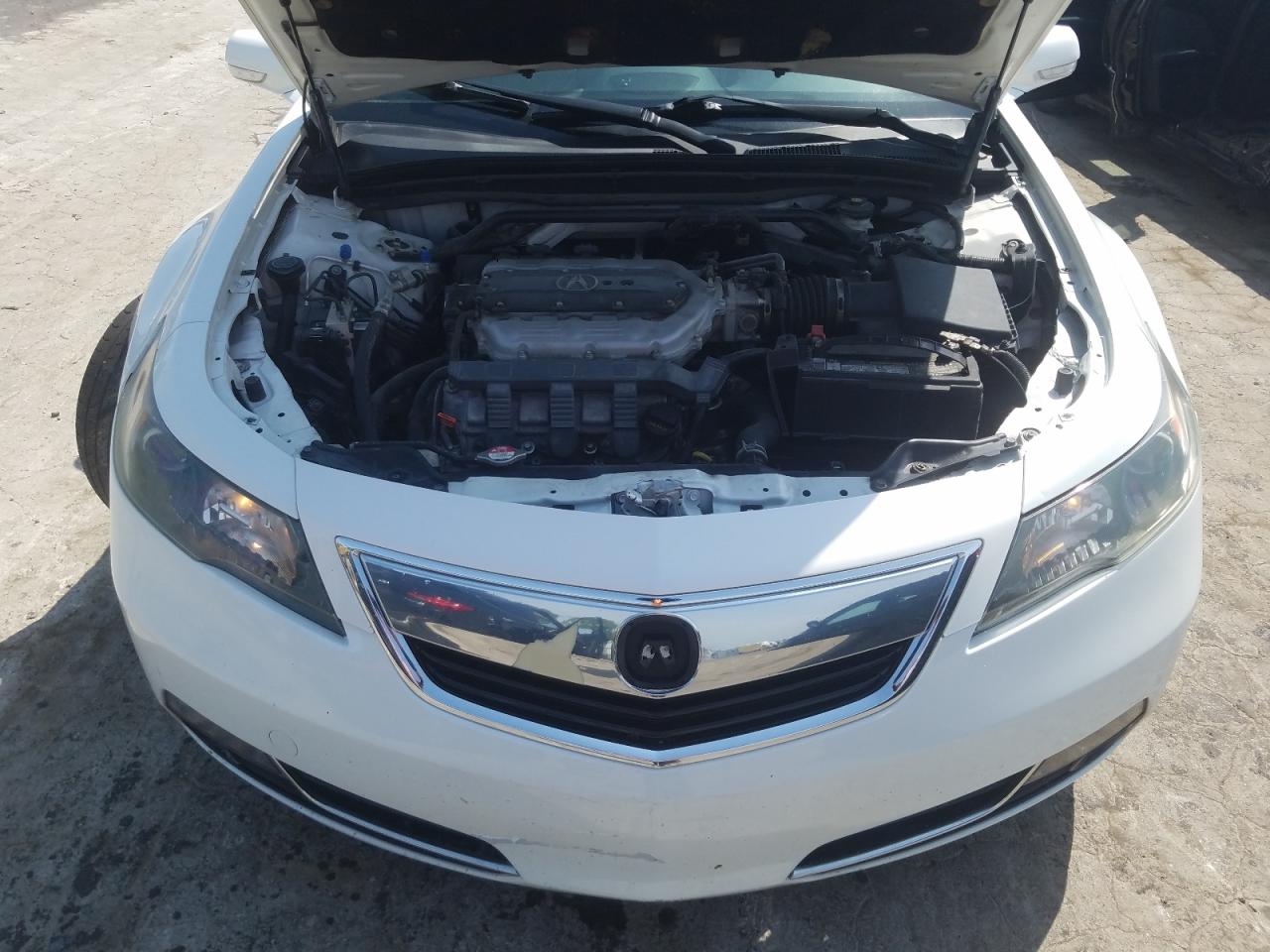 Photo 7 from auction – 2014 ACURA TL TECH with VIN 19UUA8F53EA008967