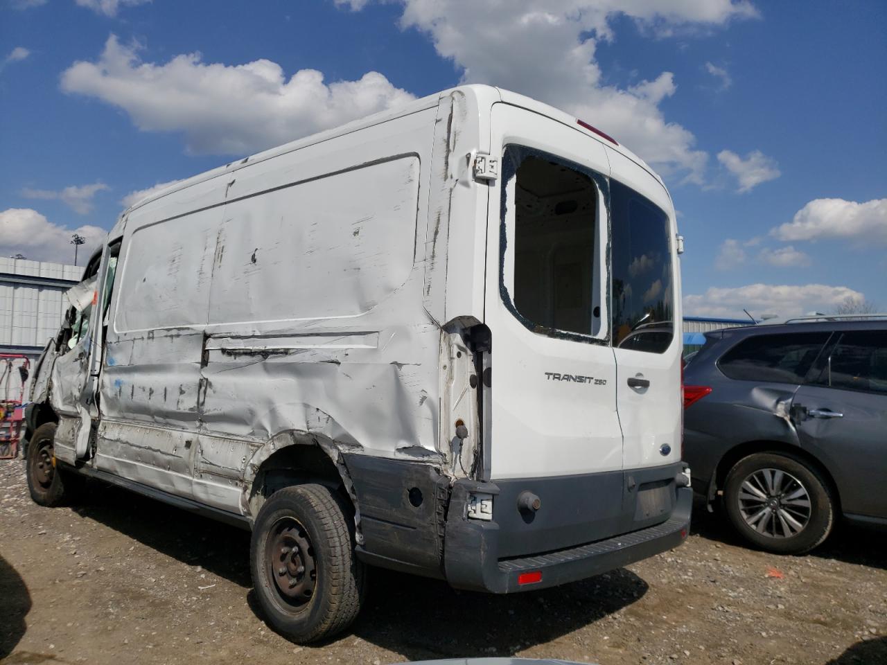 Photo 3 from auction – 2016 FORD TRANSIT T- with VIN 1FTYR2CM2GKB17385
