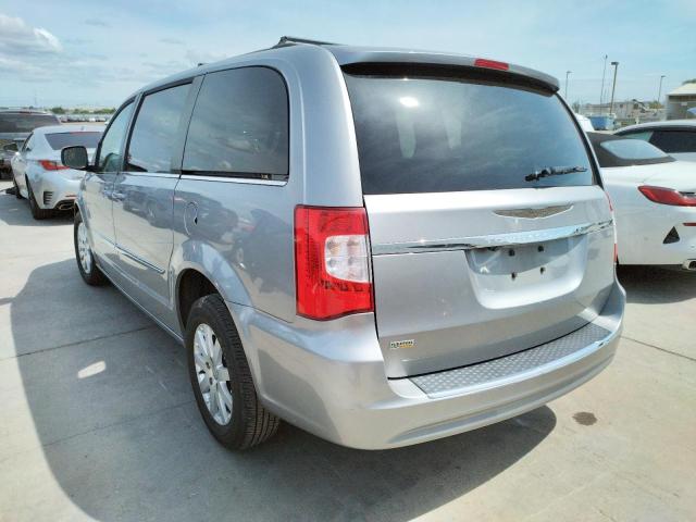 Photo 3 from auction – 2016 CHRYSLER TOWN & COU with VIN 2C4RC1BG9GR290477